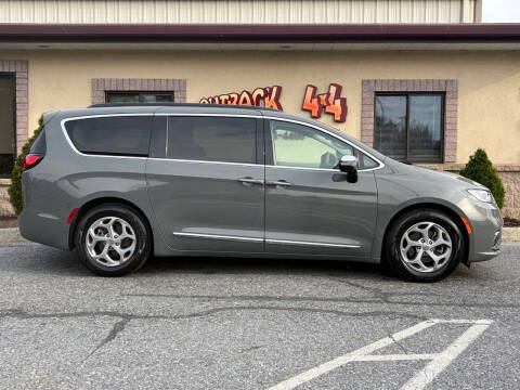 2023 Chrysler Pacifica Limited