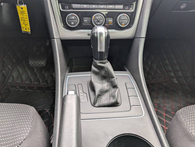 2017 Volkswagen Passat 1.8T S