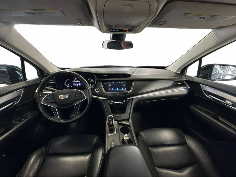 2018 Cadillac XT5 Premium Luxury