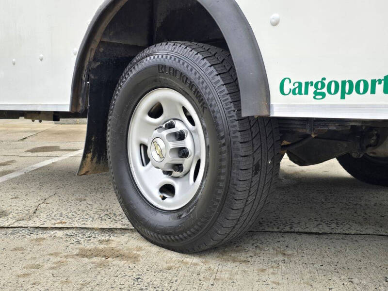 2022 Chevrolet Express 3500