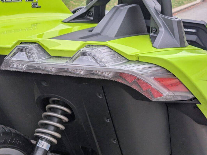 2023 Polaris Slingshot