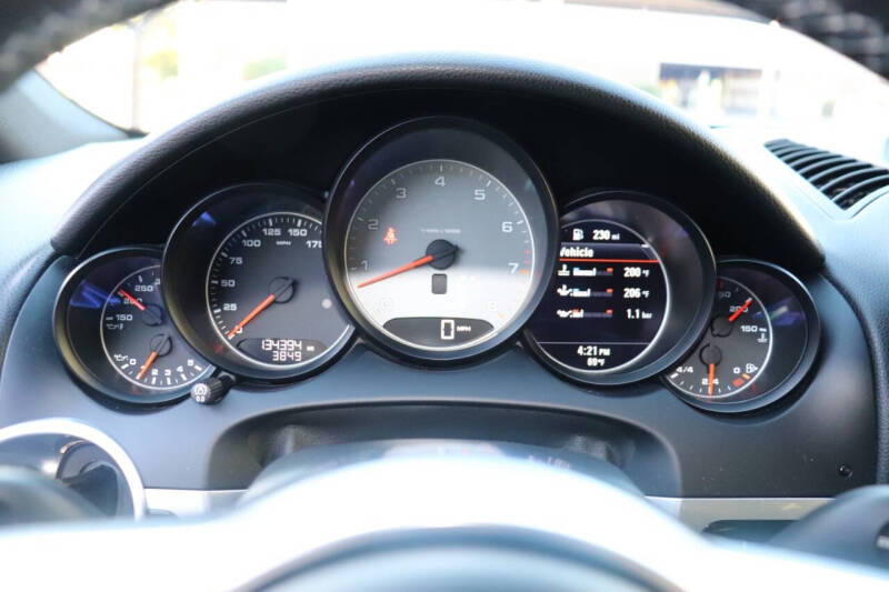 2016 Porsche Cayenne S