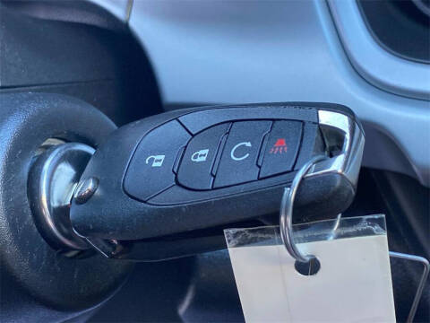 2025 Chevrolet Trax RS