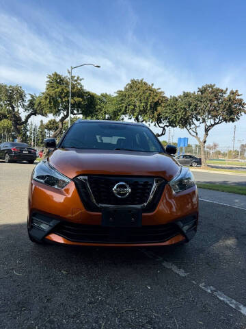 2020 Nissan Kicks SR