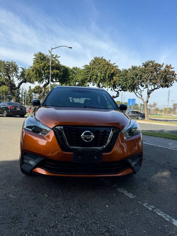 2020 Nissan Kicks SR