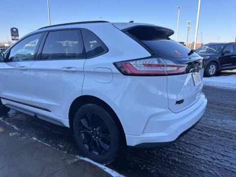2023 Ford Edge SE