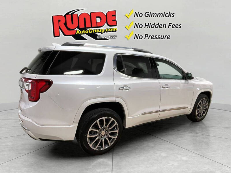 2020 GMC Acadia Denali