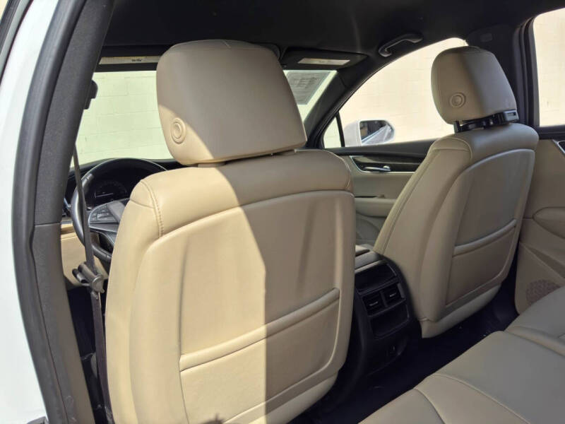 2017 Cadillac XT5