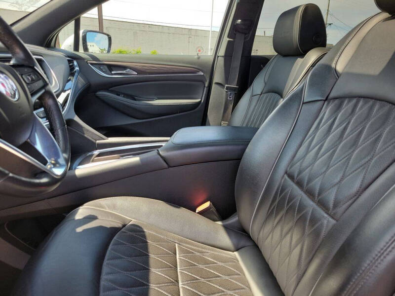 2023 Buick Enclave Avenir