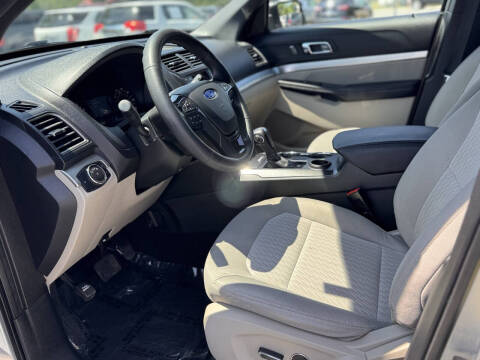 2018 Ford Explorer