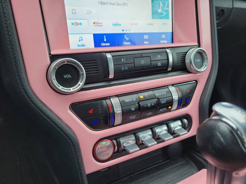 2022 Ford Mustang EcoBoost