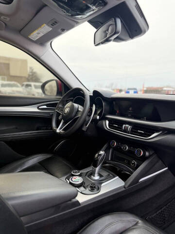 2018 Alfa Romeo Stelvio Sport