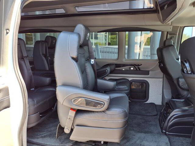 2026 Chevrolet Express 2500