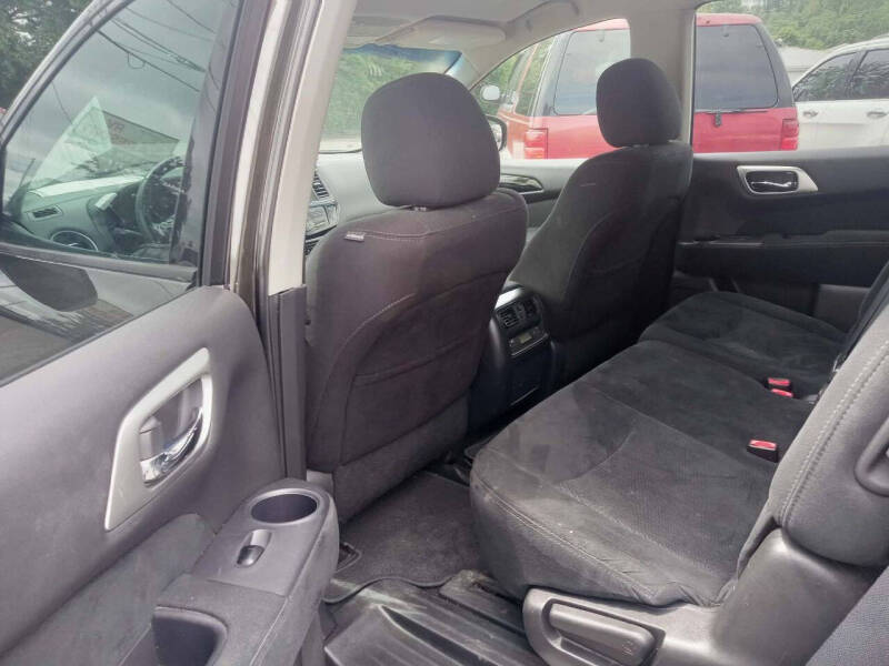 2015 Nissan Pathfinder SV