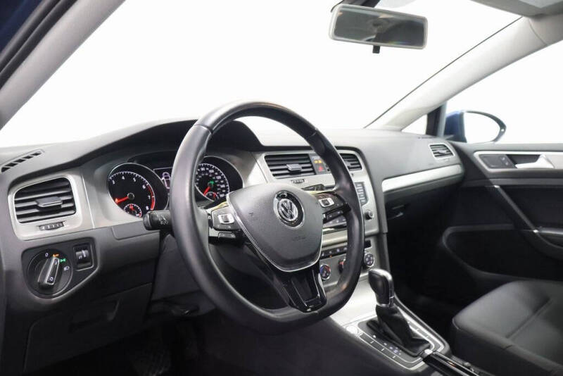 2017 Volkswagen Golf TSI Wolfsburg Edition