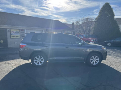 2012 Toyota Highlander SE