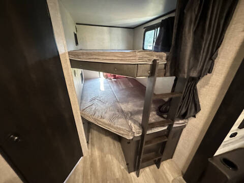 2022 FOR SALE!!  Jayco Jayfeather 27BHB