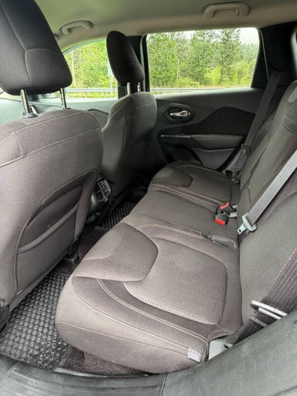 2017 Jeep Cherokee Latitude