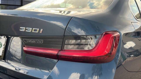 2025 BMW 3 Series 330i