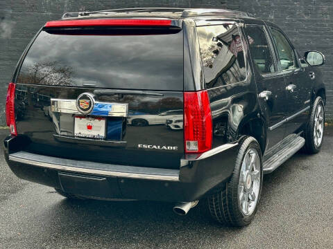 2013 Cadillac Escalade Luxury