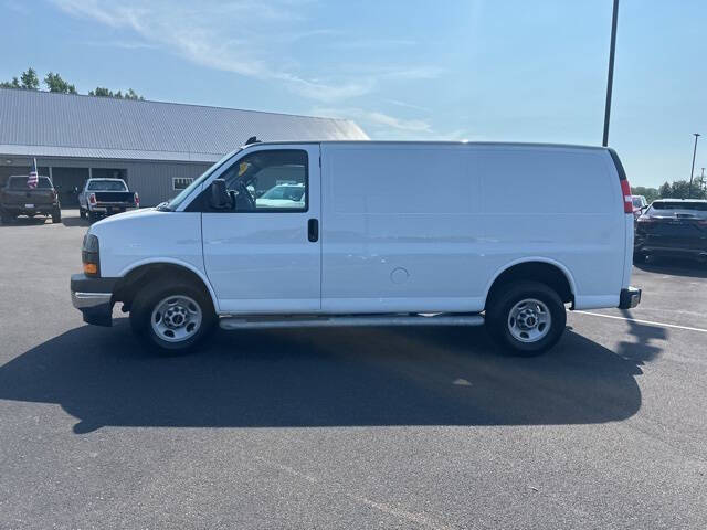 2023 GMC Savana 2500