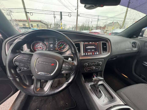 2019 Dodge Charger SXT