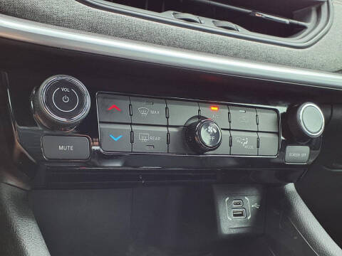 2023 Jeep Compass Latitude Lux