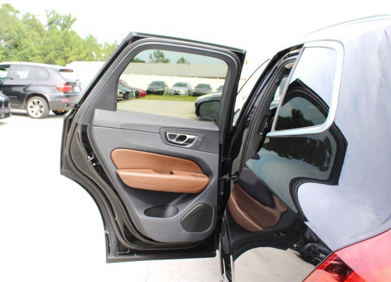 2018 Volvo XC60 T8 eAWD Inscription