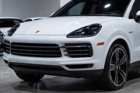 2023 Porsche Cayenne E-Hybrid Coupe Platinum Edition