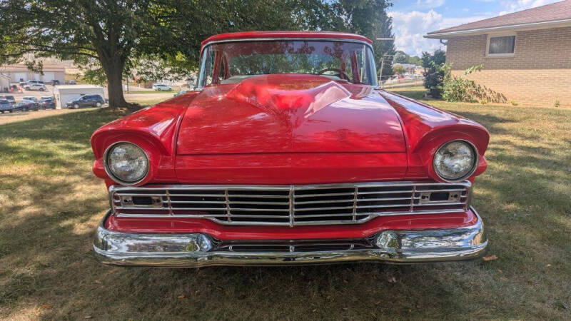 1957 Ford MODEL 300