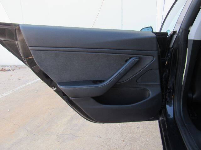 2018 Tesla Model 3 Mid Range