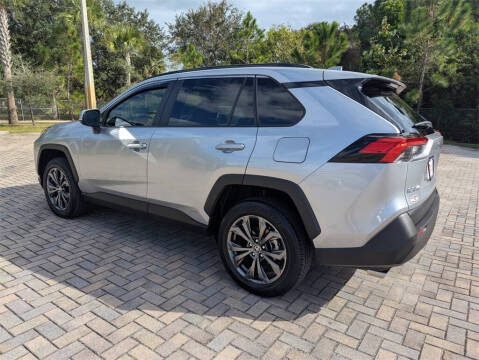 2025 Toyota RAV4 Hybrid XLE Premium