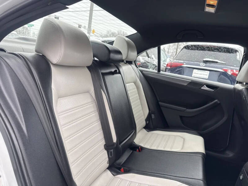 2016 Volkswagen Jetta 1.8T Sport