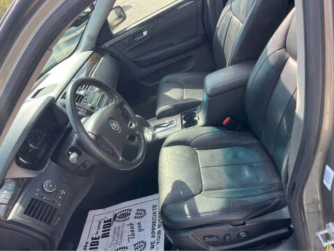 2010 Cadillac DTS Luxury Collection