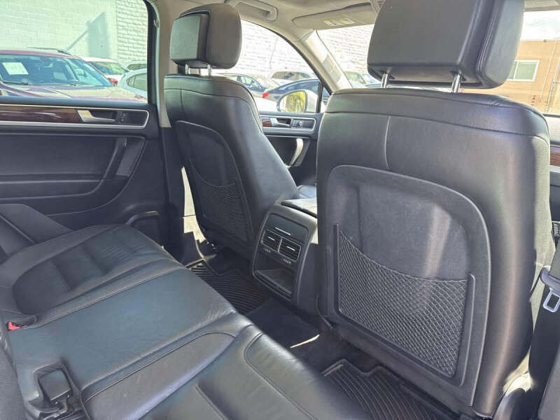 2014 Volkswagen Touareg TDI Lux