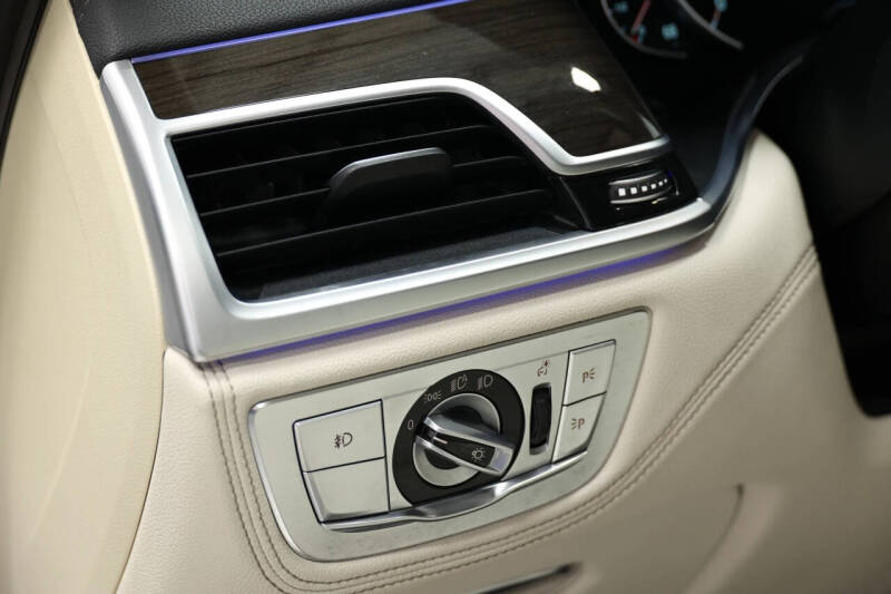 2016 BMW 7 Series 750i xDrive