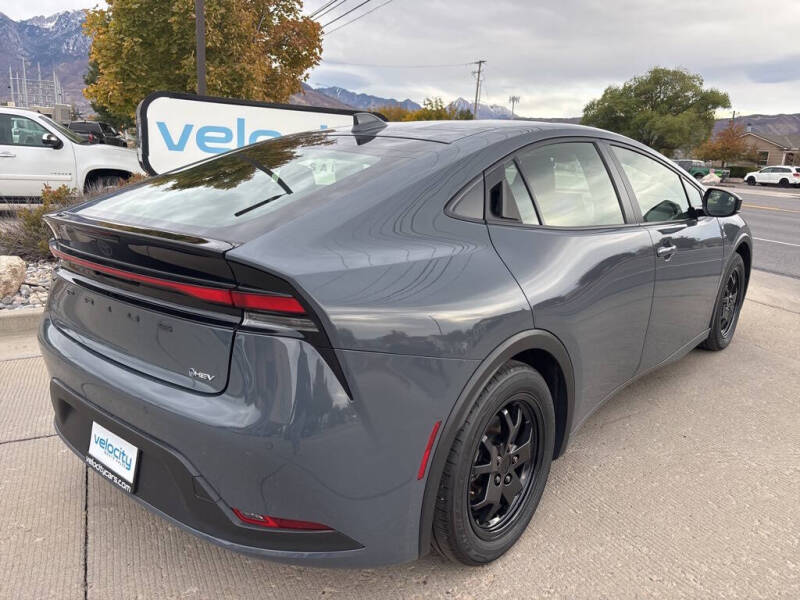 2024 Toyota Prius LE