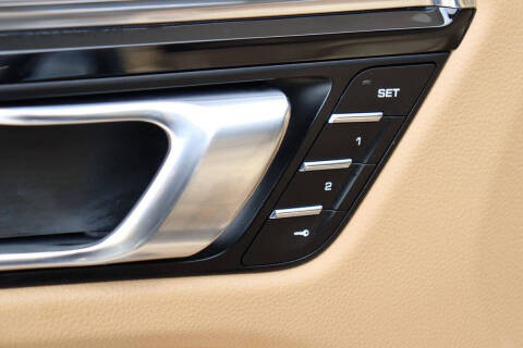 2015 Porsche Macan S