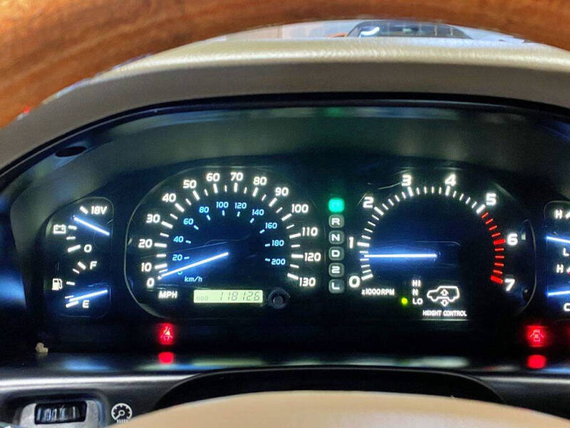 2000 Lexus LX 470
