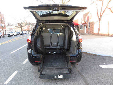 2020 Toyota Sienna L 7-Passenger