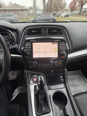 2022 Nissan Maxima 3.5 SV