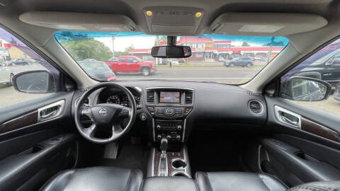 2015 Nissan Pathfinder SL