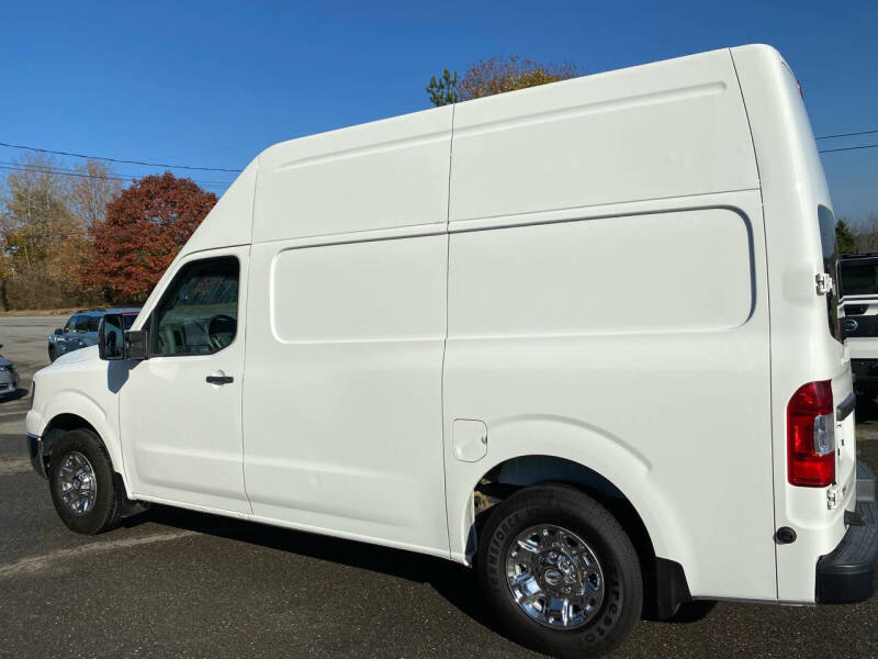 2019 Nissan NV Cargo null photo 8