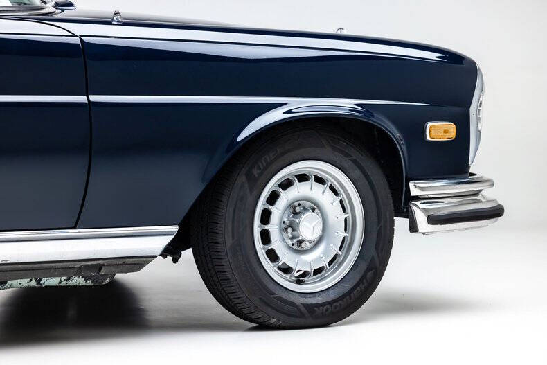 1969 Mercedes-Benz 280-Class