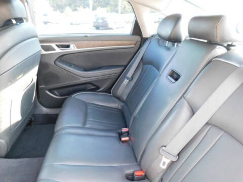 2016 Hyundai Genesis