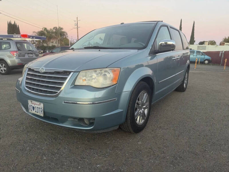 2008 Chrysler Town and Country Limited