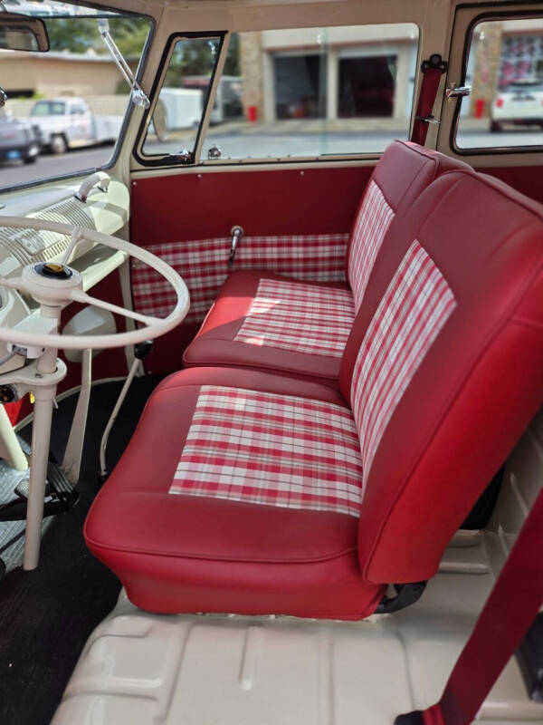 1975 Volkswagen Type 2