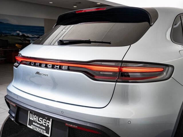 2023 Porsche Macan