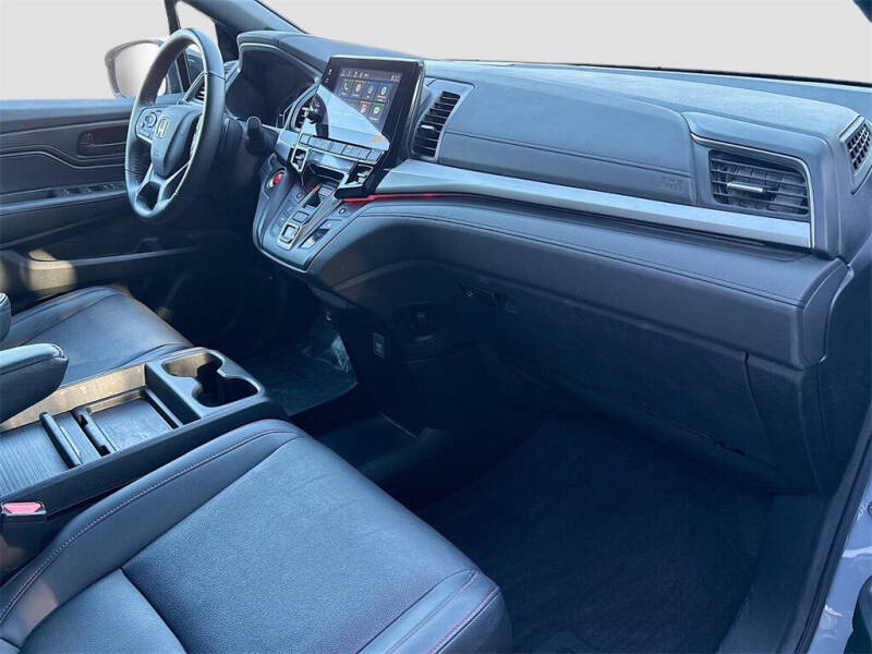 2024 Honda Odyssey Sport