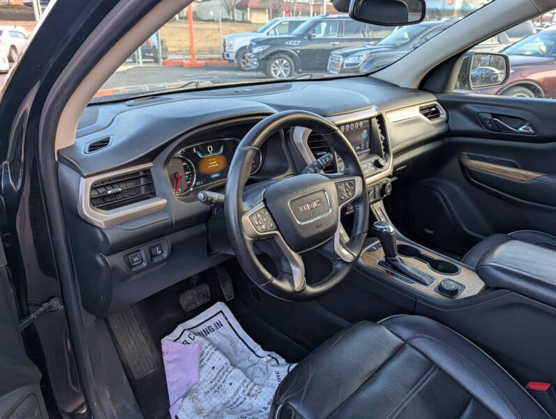 2017 GMC Acadia Denali